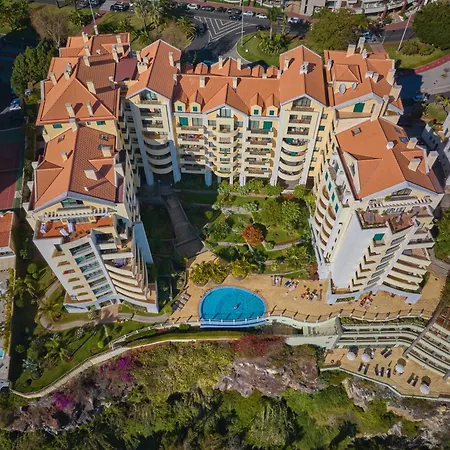 Oceanside Terrace By Madeira Funchal (Madeira)