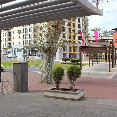 Oceanside Terrace By Madeira Funchal (Madeira)